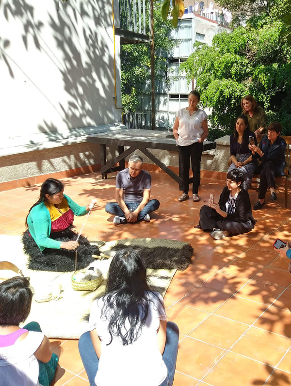 Taller Pompones y Bordado Tzotzil